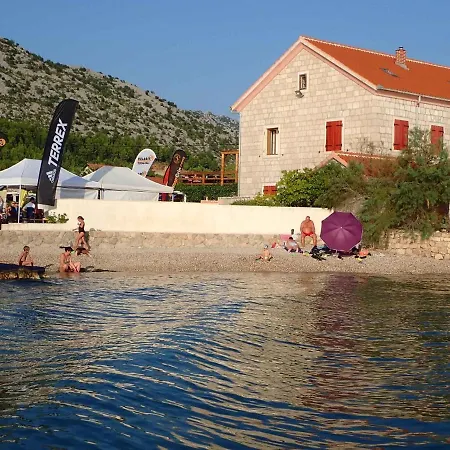 In Starigrad-paklenica 6846 Apartamento Starigrad Paklenica